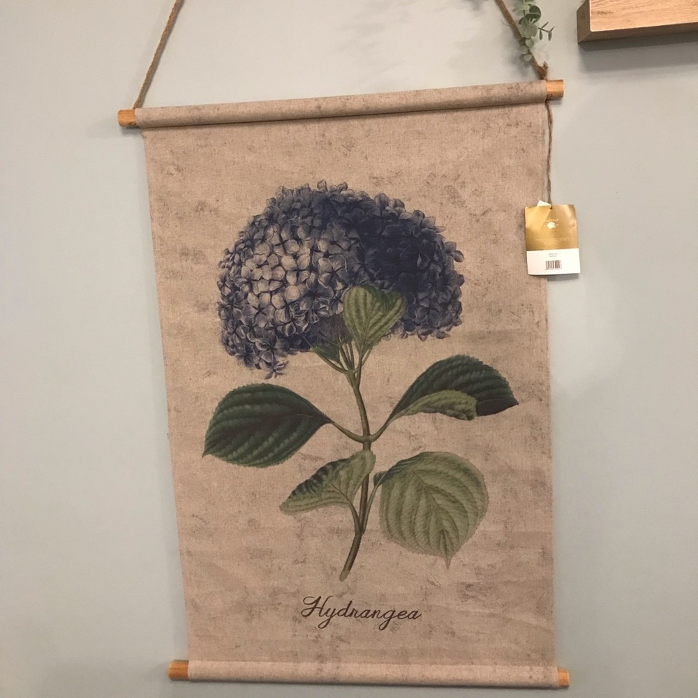 Hydrangea Linen Tapestry